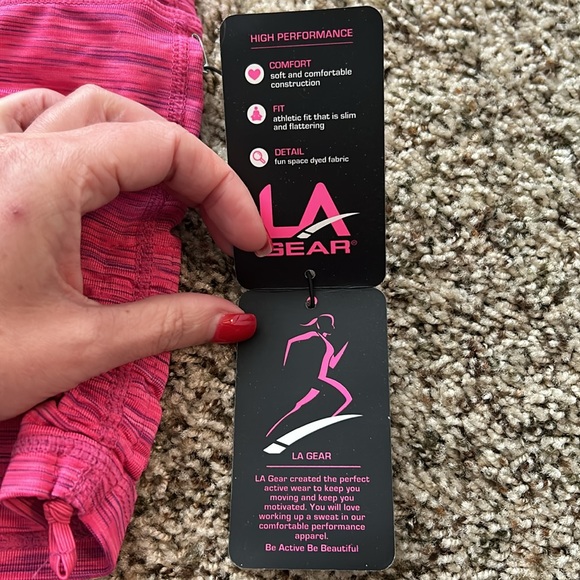 NWT high performance workout shorts - Picture 3 of 5